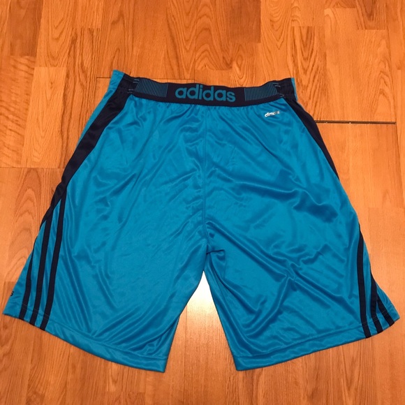 Sold ❌Adidas climalite shorts NWT! Men’s Medium - Picture 4 of 6